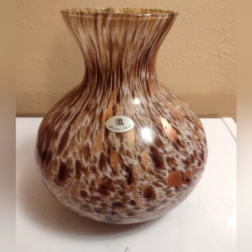 Maestri Vetrai (Italy) -- Hand Blown Vase